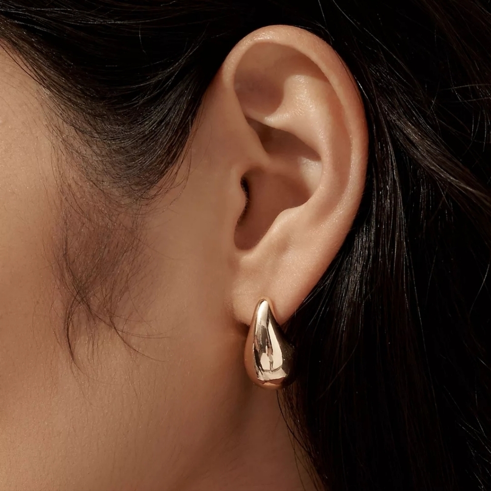 New! Gold Petra Mini Drop Earrings Gold Plated | (2010) NWOT